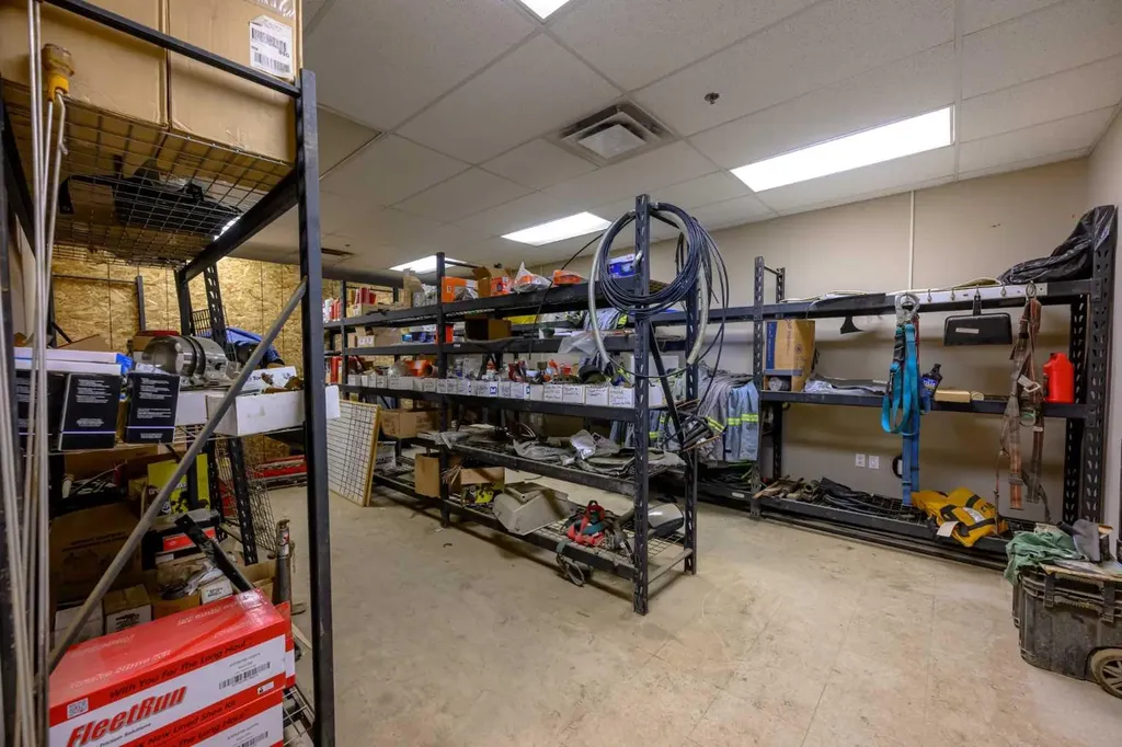 10709 79 Avenue Clairmont AB T8X5G9