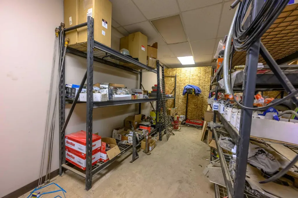 10709 79 Avenue Clairmont AB T8X5G9