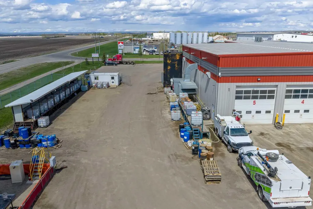 10709 79 Avenue Clairmont AB T8X5G9