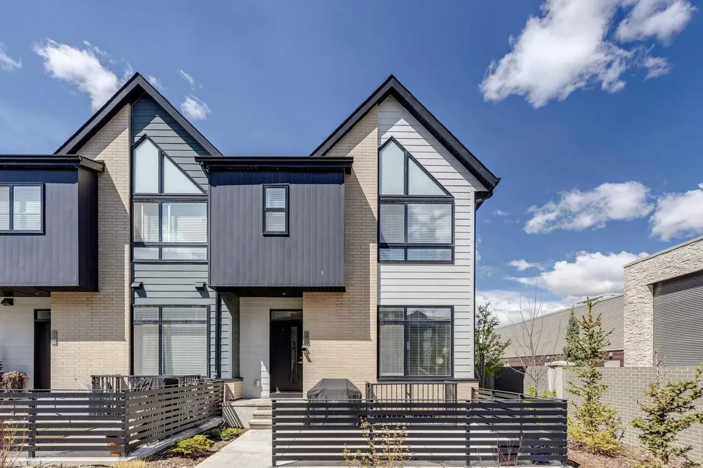 310 Sage Meadows Gardens NW Calgary AB T3P 1K2