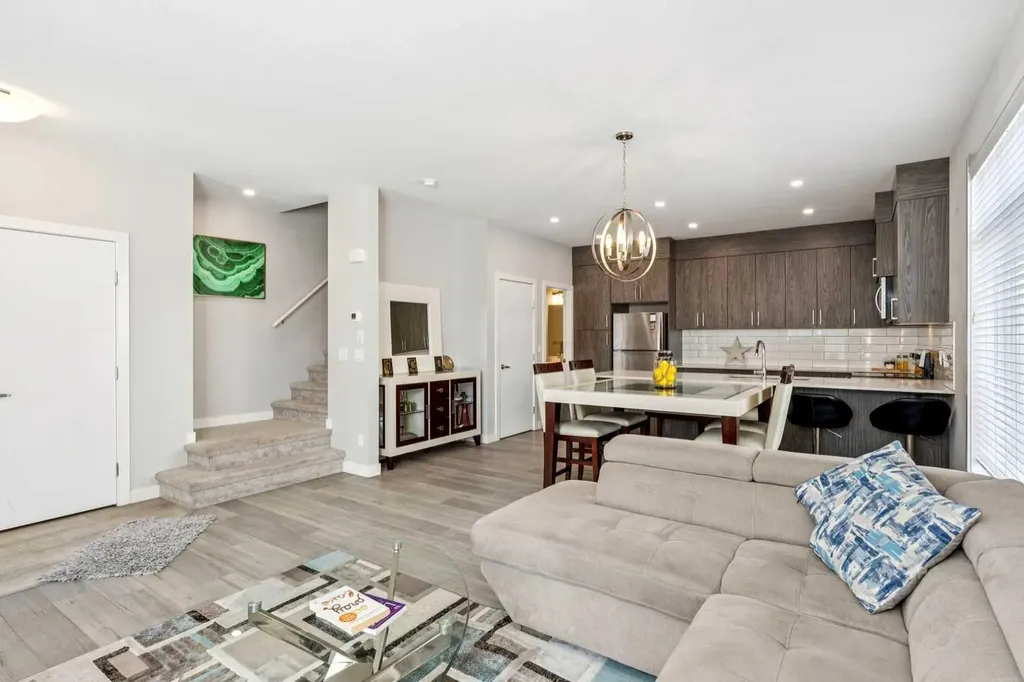 310 Sage Meadows Gardens NW Calgary AB T3P 1K2