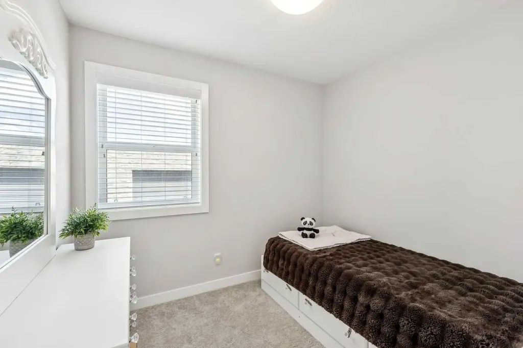 310 Sage Meadows Gardens NW Calgary AB T3P 1K2