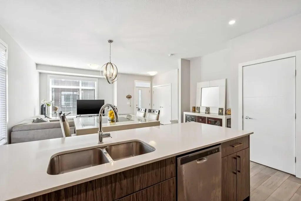 310 Sage Meadows Gardens NW Calgary AB T3P 1K2