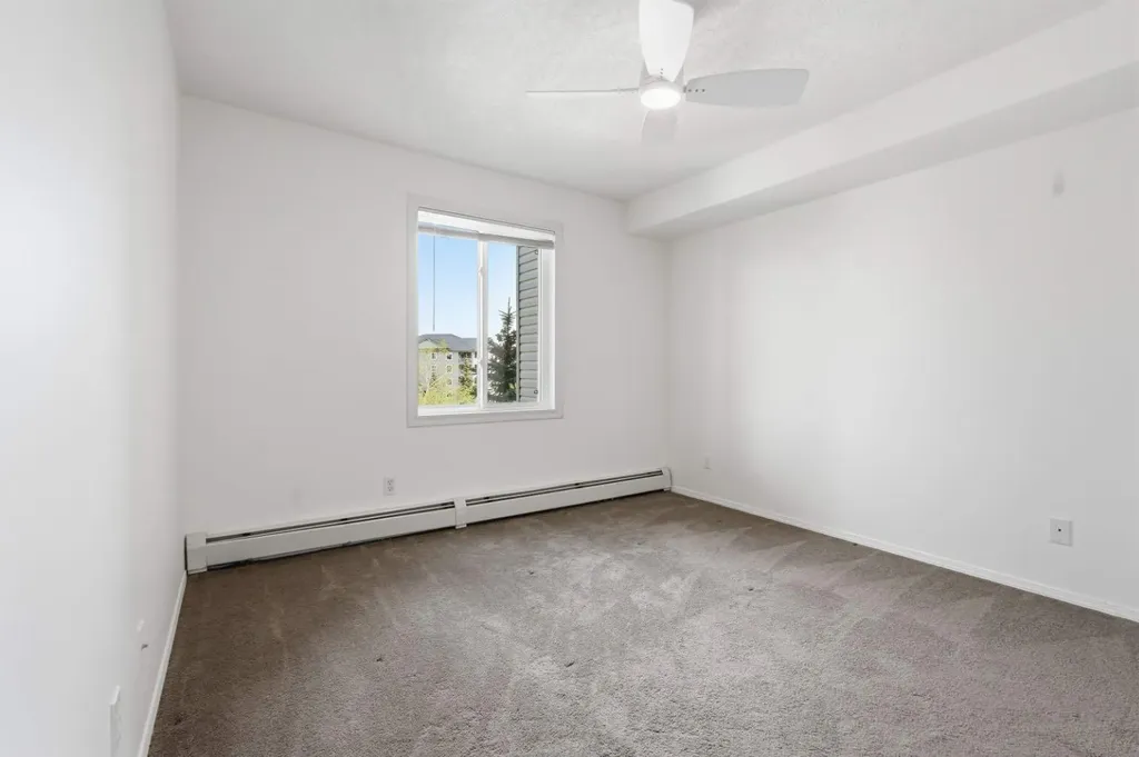 604 8 Street SW Airdrie AB T4B2W4