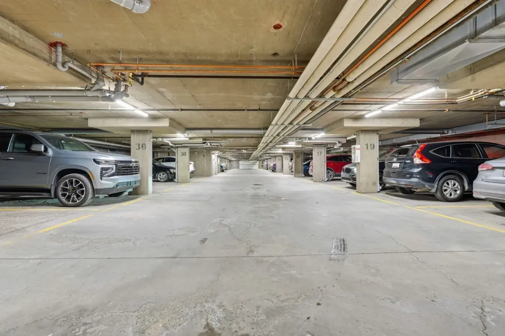 604 8 Street SW Airdrie AB T4B2W4