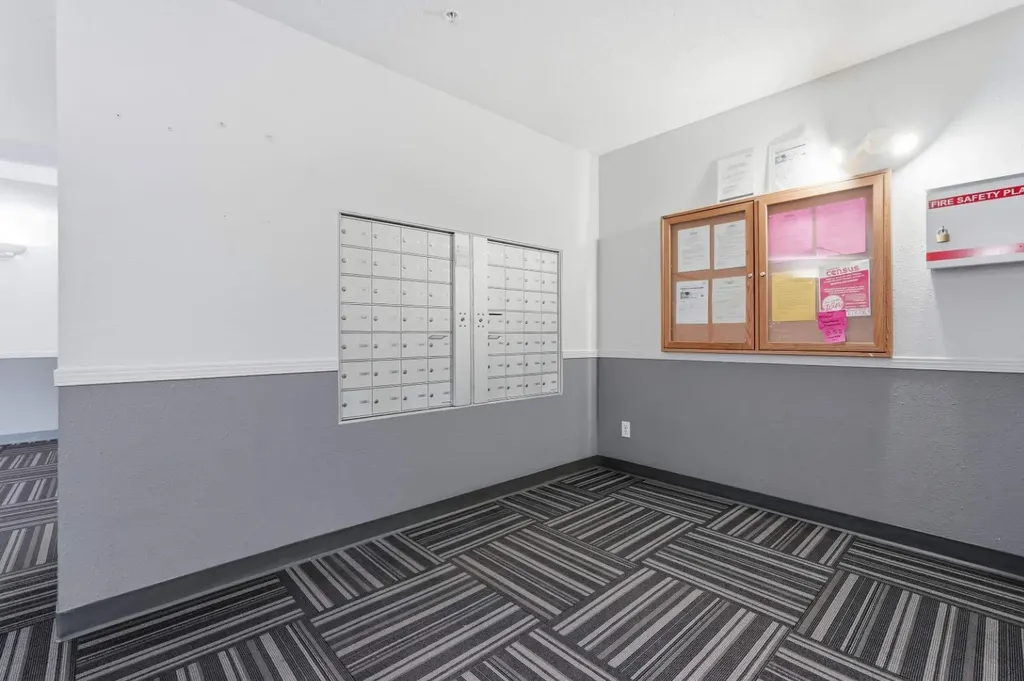 604 8 Street SW Airdrie AB T4B2W4