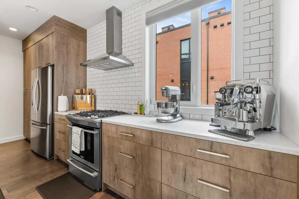 3040 Parkdale Boulevard NW Calgary AB T2N 5B3