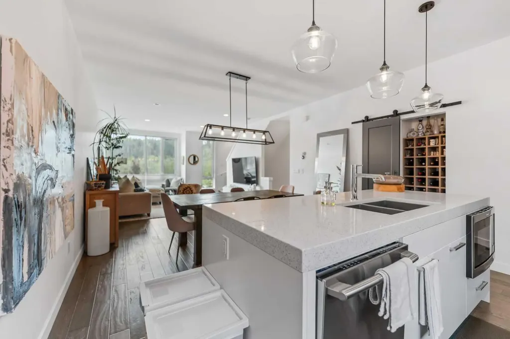 3040 Parkdale Boulevard NW Calgary AB T2N 5B3