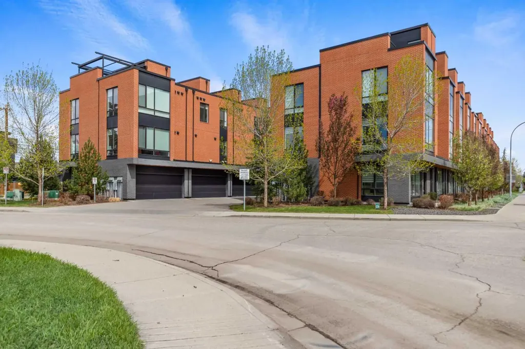 3040 Parkdale Boulevard NW Calgary AB T2N 5B3