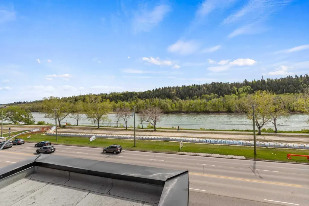 3040 Parkdale Boulevard NW Calgary AB T2N 5B3