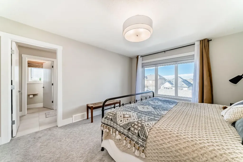 68 Mahogany Gardens SE Calgary AB T3M 2S2