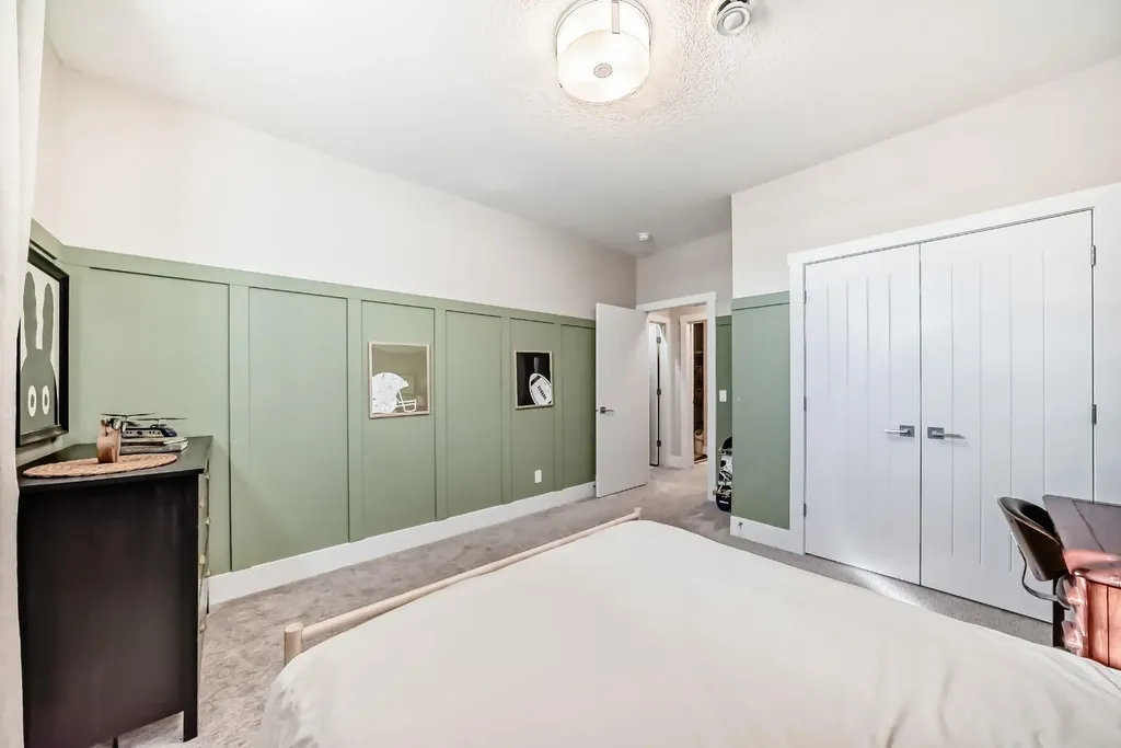 68 Mahogany Gardens SE Calgary AB T3M 2S2