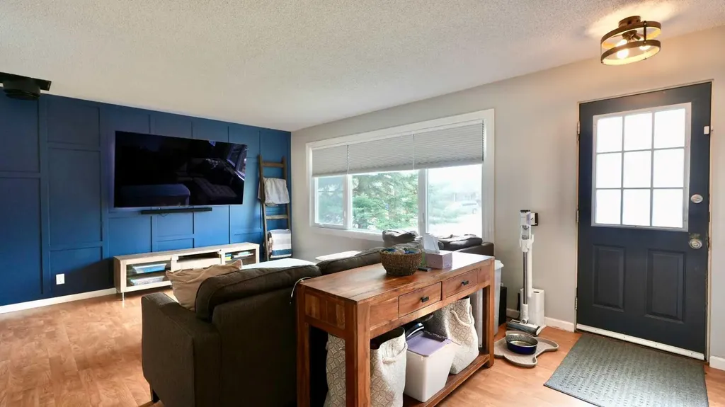 8515 97 Street Peace River AB T8S 1G4
