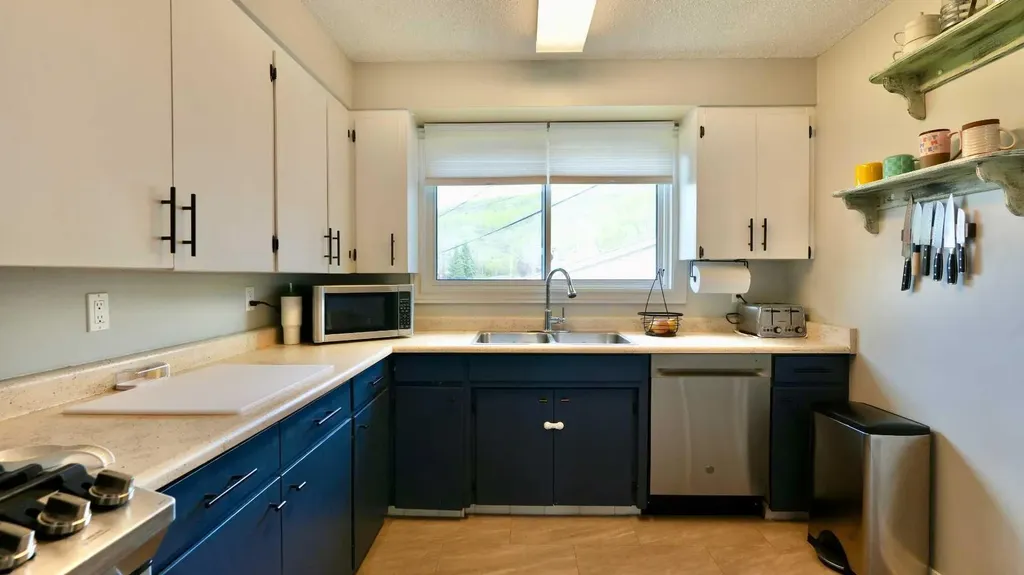 8515 97 Street Peace River AB T8S 1G4