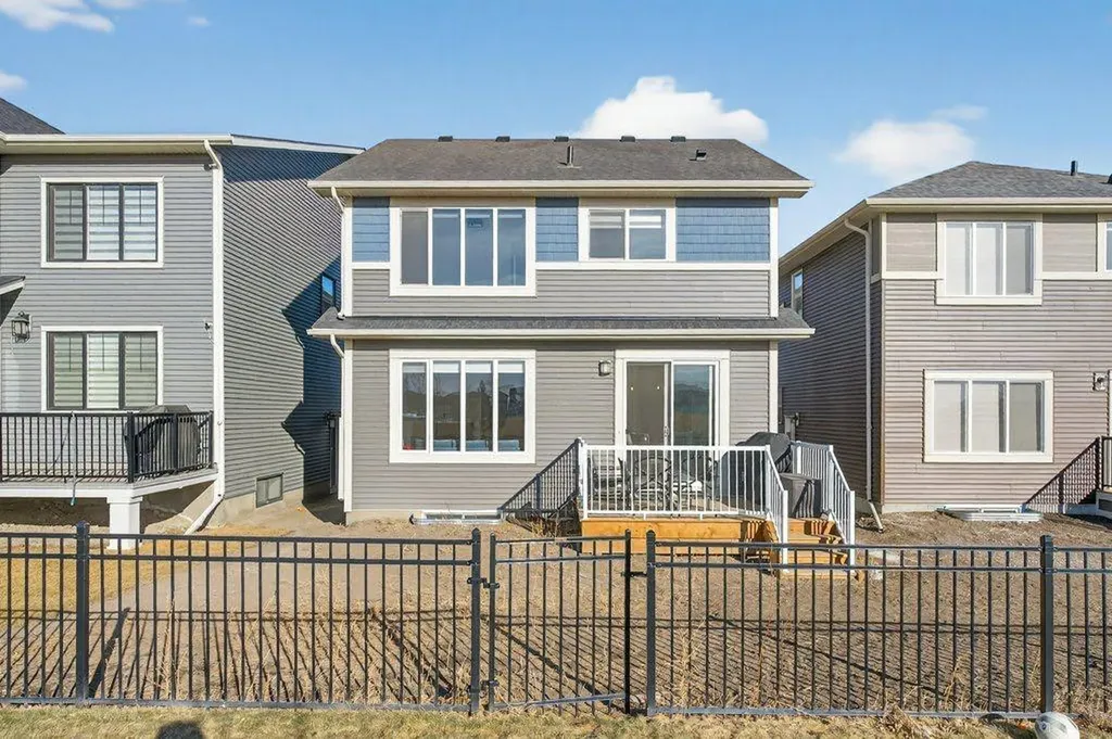 665 Creekmill Court SW Airdrie AB T4B 5J8
