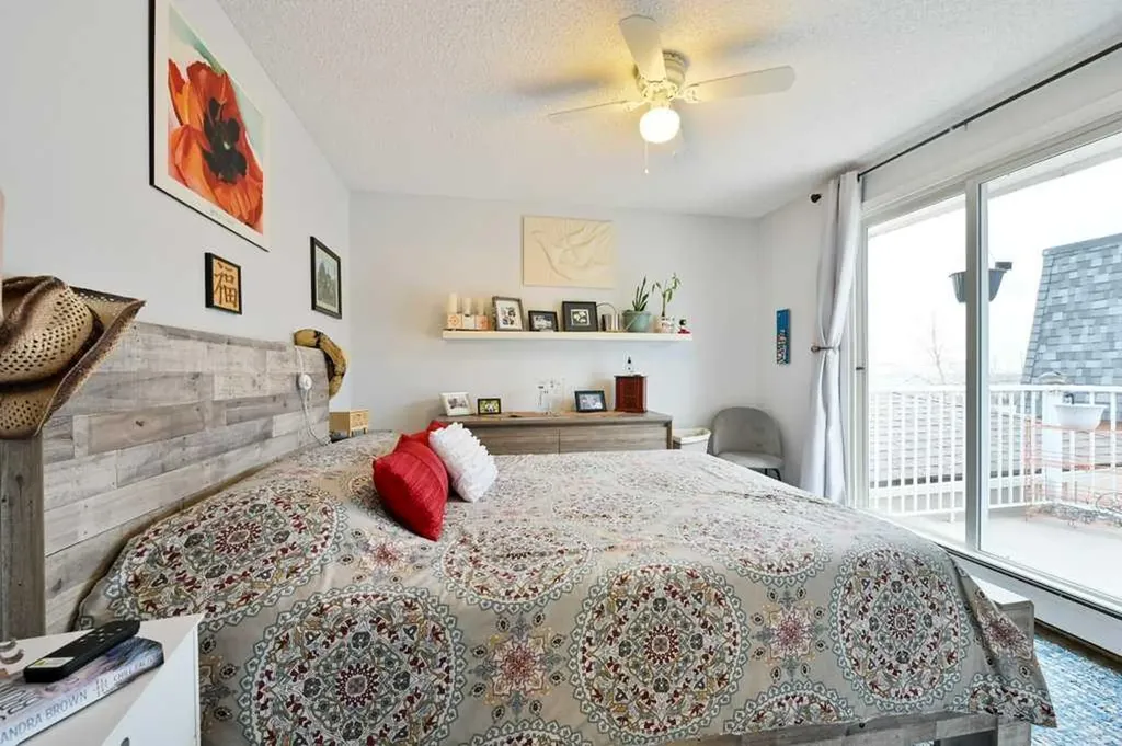 7740 Hunterview Drive NW Calgary AB T2K 5C9