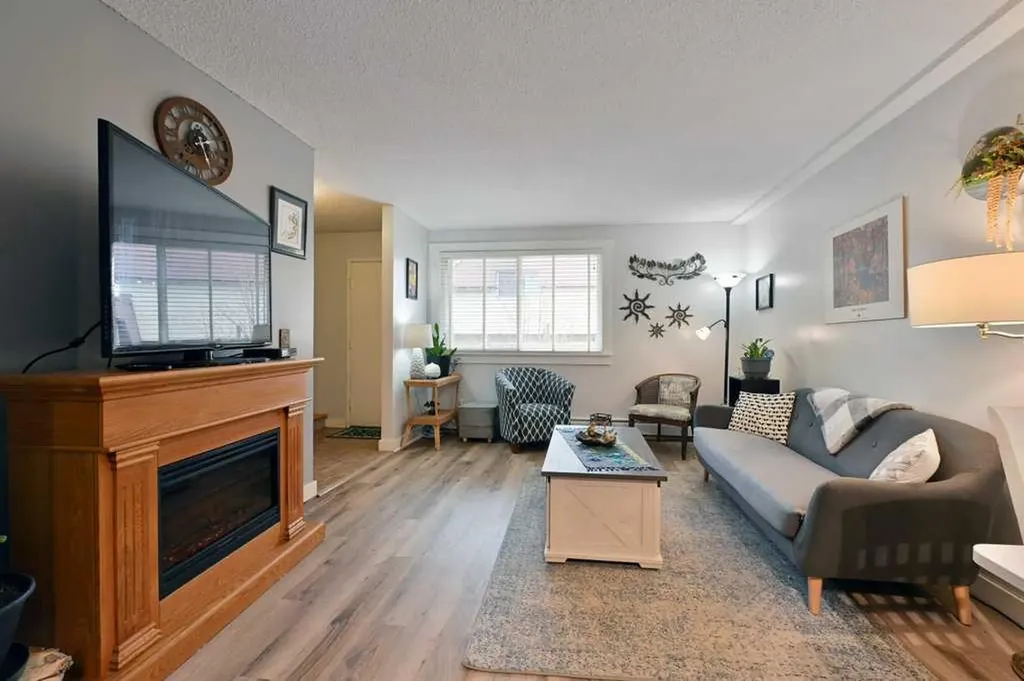 7740 Hunterview Drive NW Calgary AB T2K 5C9