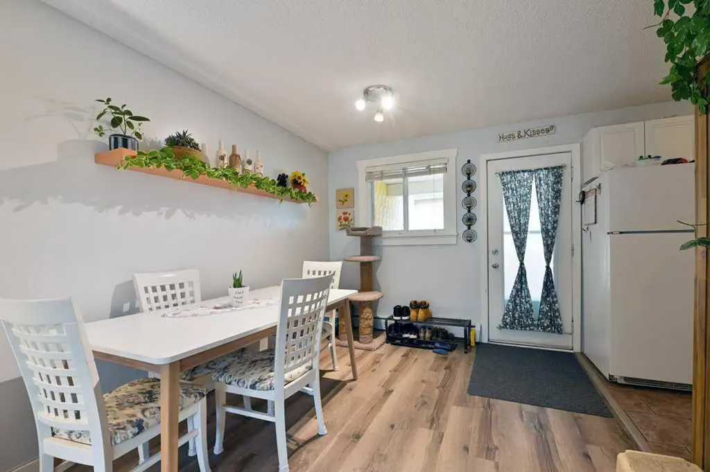 7740 Hunterview Drive NW Calgary AB T2K 5C9