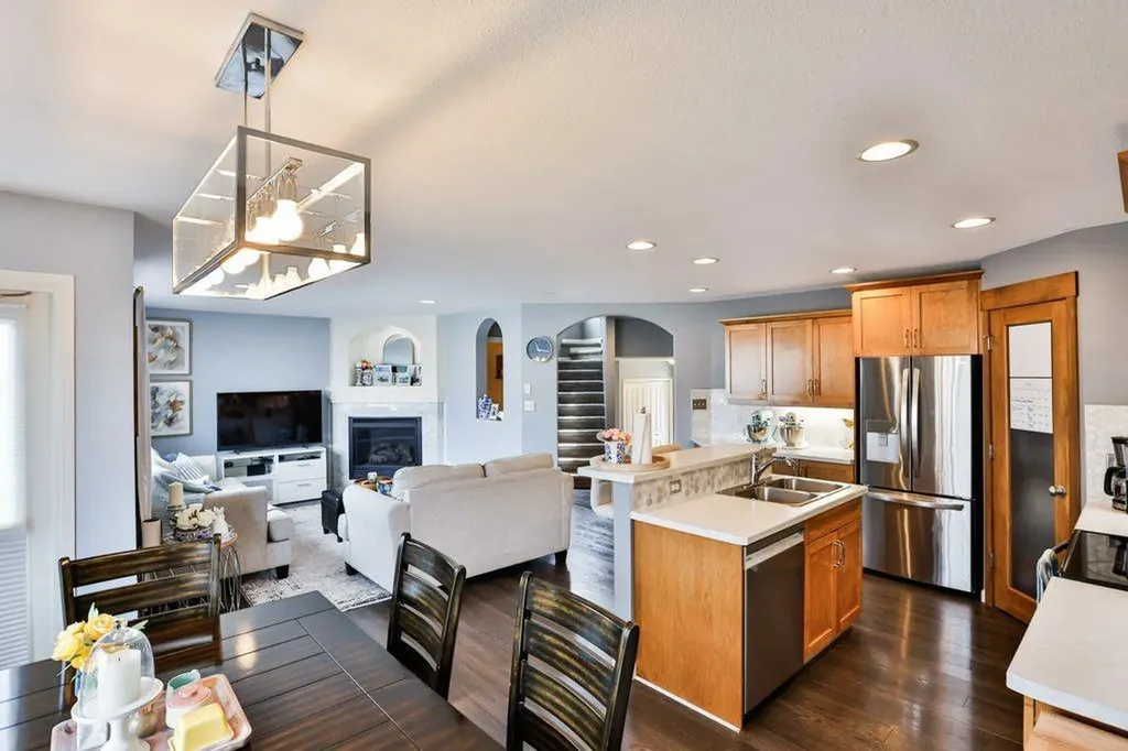 573 Squamish Lane W Lethbridge AB T1K 7Z9