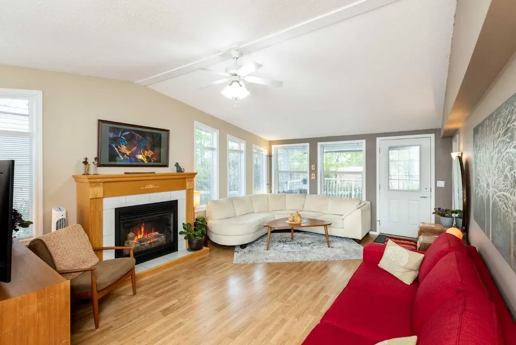 35468 Range Road 30 Rural Red Deer County AB T4G 0M3