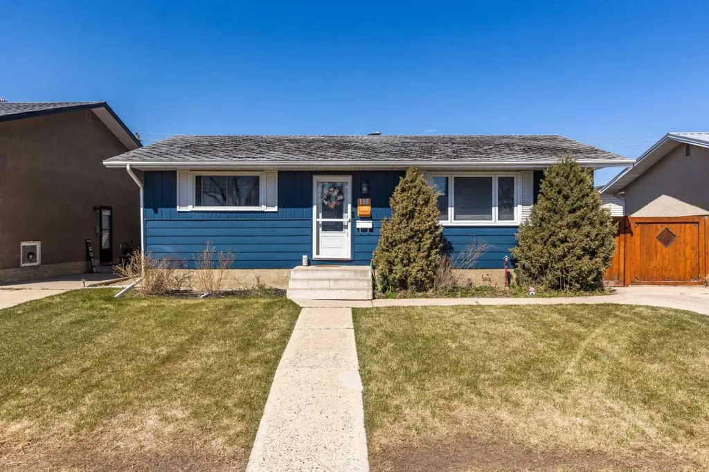 116 19 Street NE Medicine Hat AB T1C1B1
