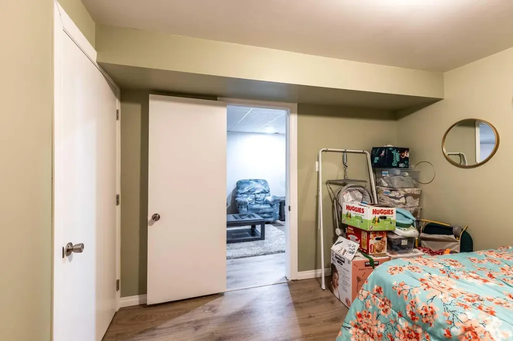 116 19 Street NE Medicine Hat AB T1C1B1