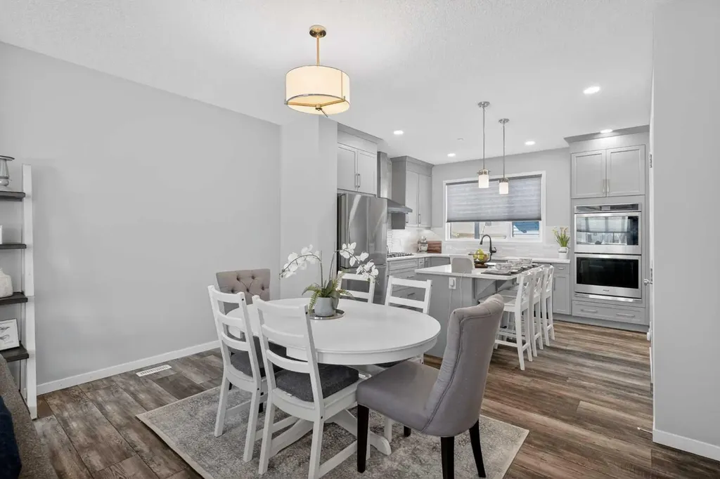 31 Lucas Boulevard NW Calgary AB T3P 1H8