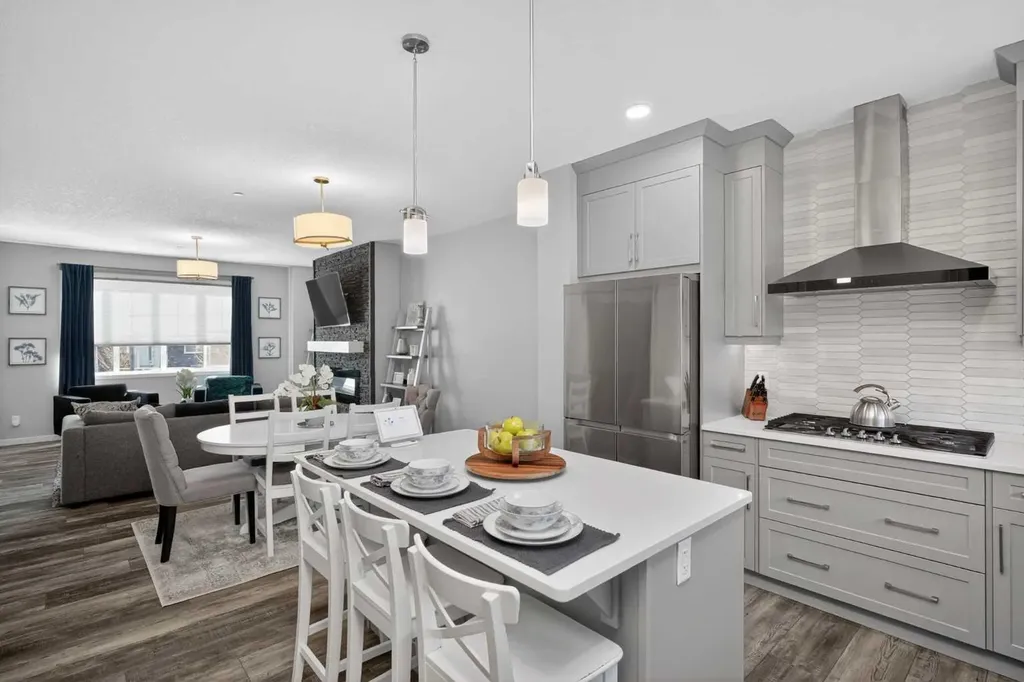 31 Lucas Boulevard NW Calgary AB T3P 1H8
