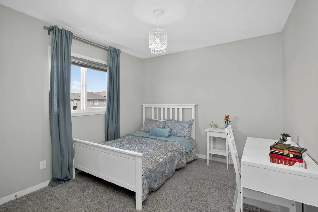31 Lucas Boulevard NW Calgary AB T3P 1H8