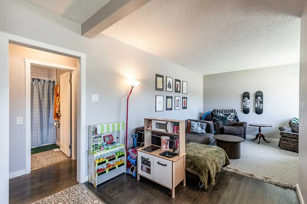 538 6 Street SW Medicine Hat AB T1A 4J2