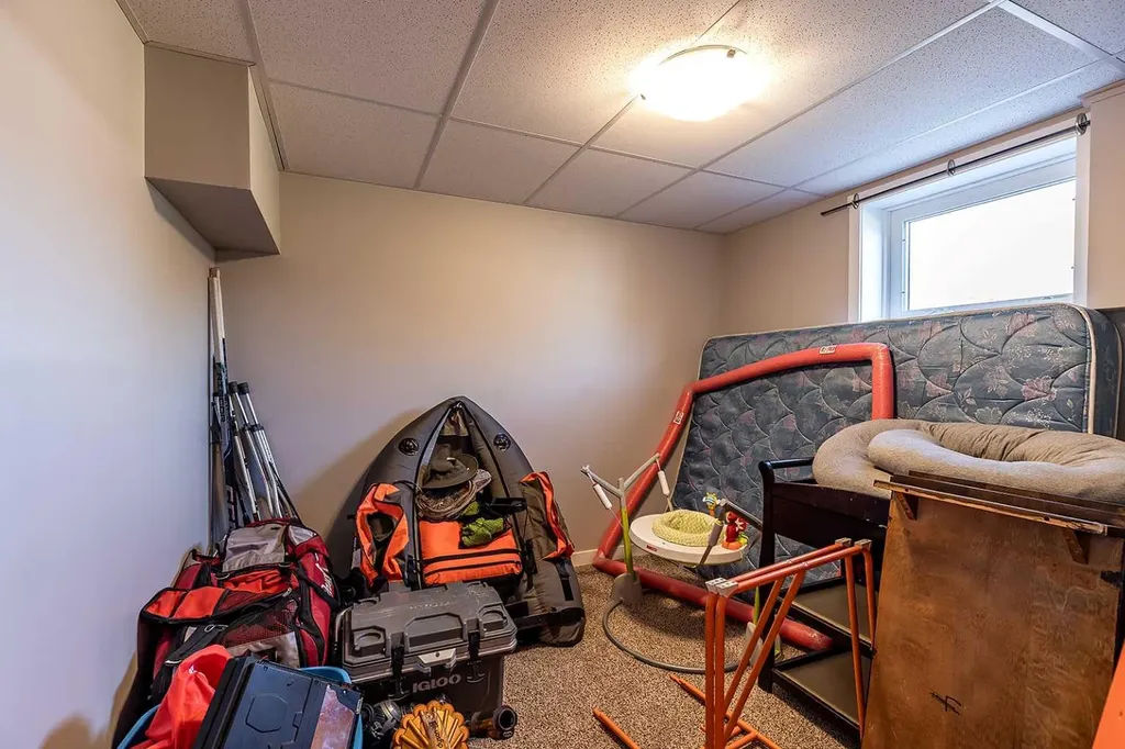 538 6 Street SW Medicine Hat AB T1A 4J2
