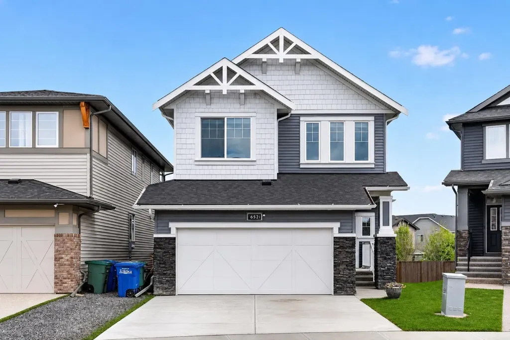 652 Reynolds Crescent SW Airdrie AB T4B 5G1