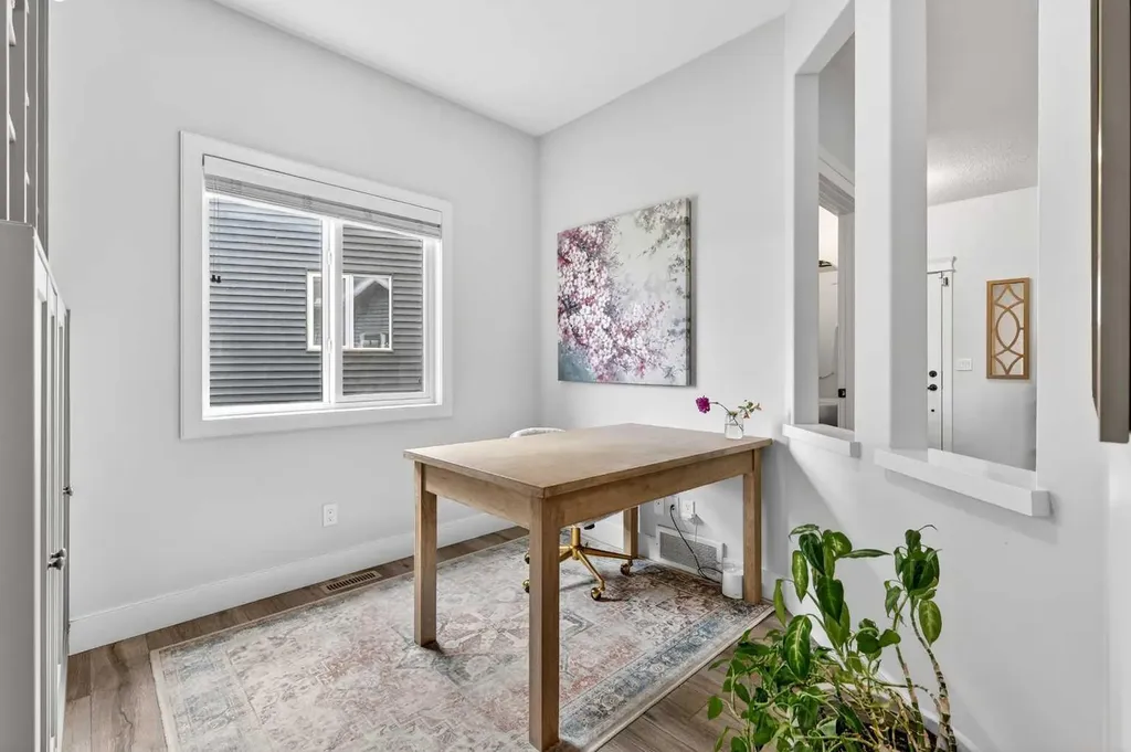 652 Reynolds Crescent SW Airdrie AB T4B 5G1