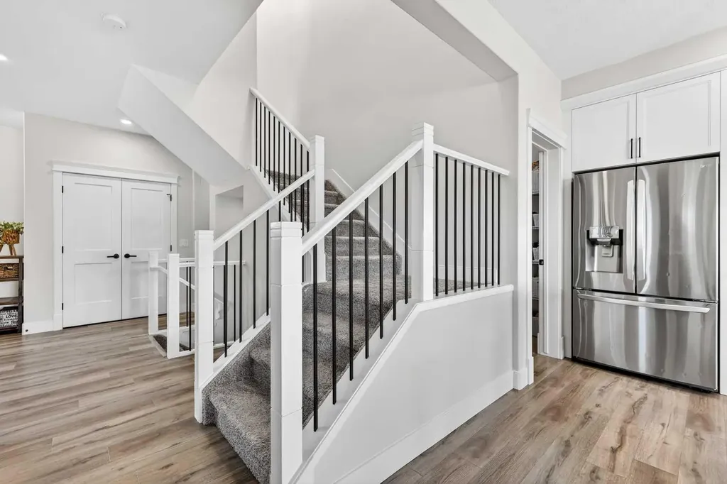 652 Reynolds Crescent SW Airdrie AB T4B 5G1