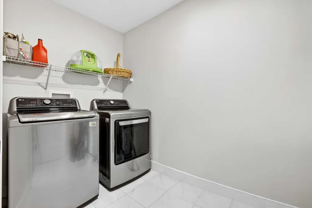 652 Reynolds Crescent SW Airdrie AB T4B 5G1