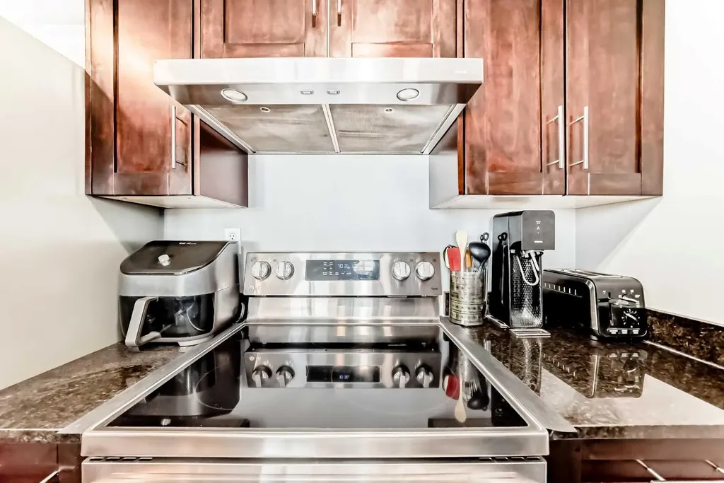 403 Mackenzie Way SW Airdrie AB T4B 3V7