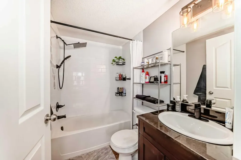 403 Mackenzie Way SW Airdrie AB T4B 3V7