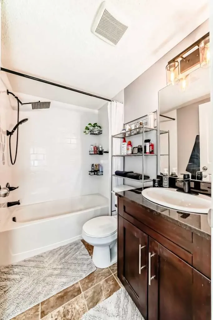 403 Mackenzie Way SW Airdrie AB T4B 3V7