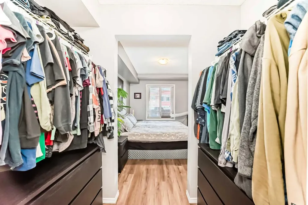 403 Mackenzie Way SW Airdrie AB T4B 3V7