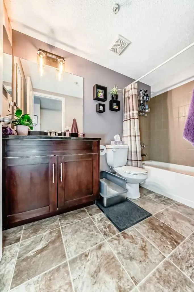 403 Mackenzie Way SW Airdrie AB T4B 3V7