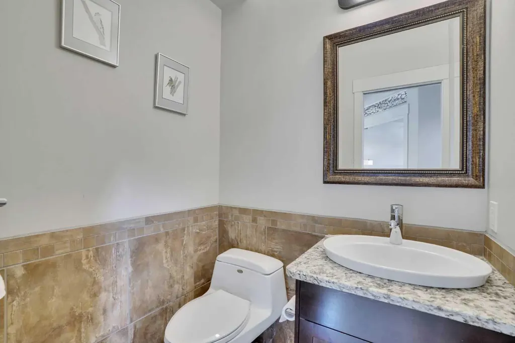 4120 16 Street SW Calgary AB T2T 4H6