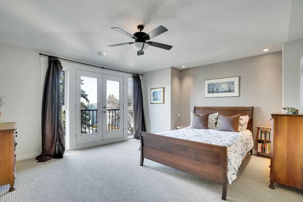 4120 16 Street SW Calgary AB T2T 4H6