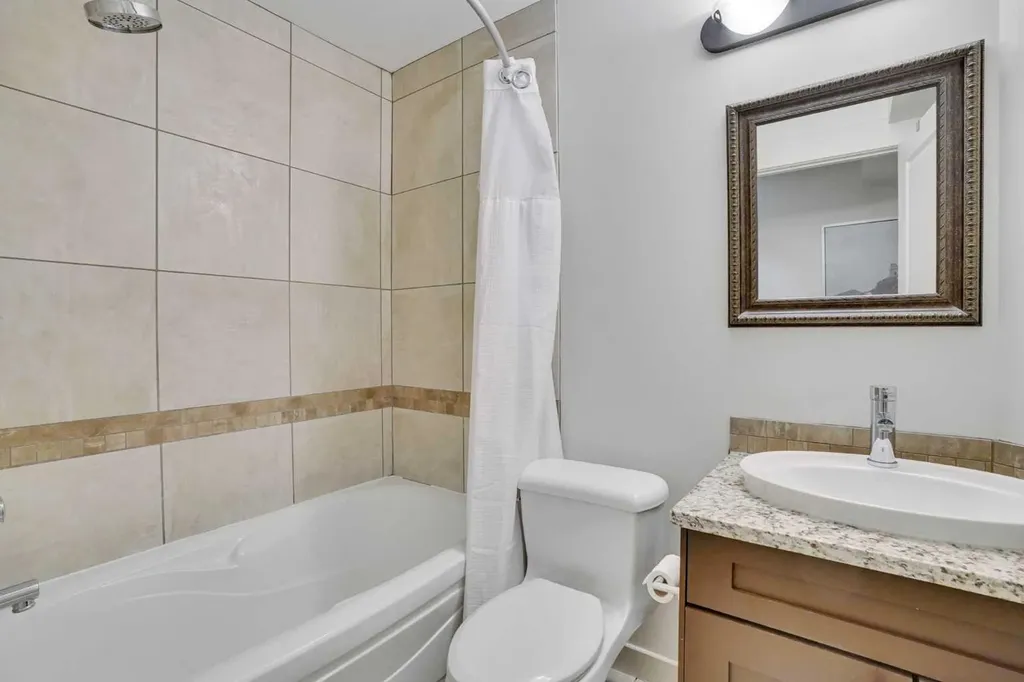 4120 16 Street SW Calgary AB T2T 4H6