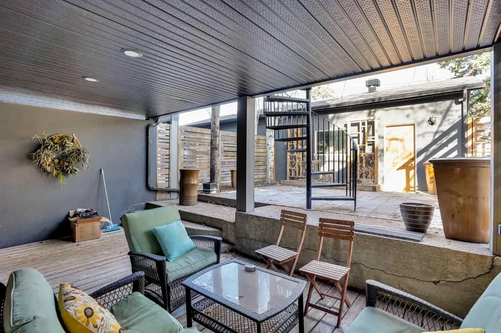 4120 16 Street SW Calgary AB T2T 4H6