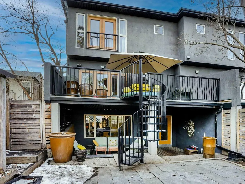 4120 16 Street SW Calgary AB T2T 4H6