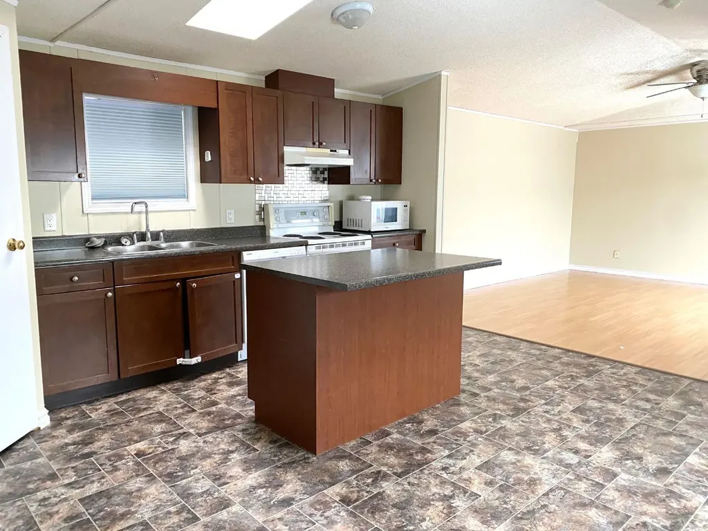 140 Cokerill Crescent Fort Mcmurray AB T9K 2J3