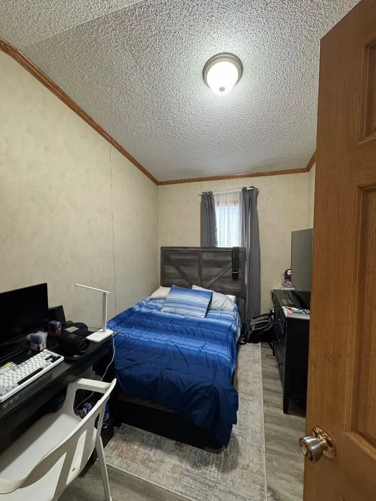 9730 120 Avenue Grande Prairie AB T8V 5H3
