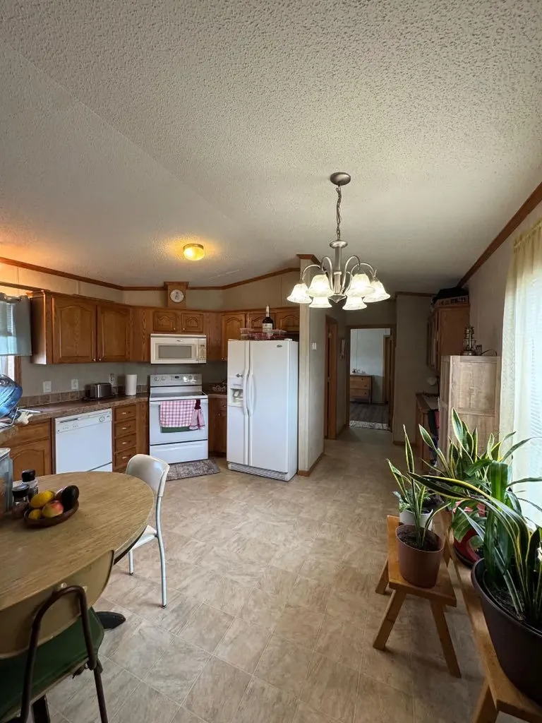 9730 120 Avenue Grande Prairie AB T8V 5H3