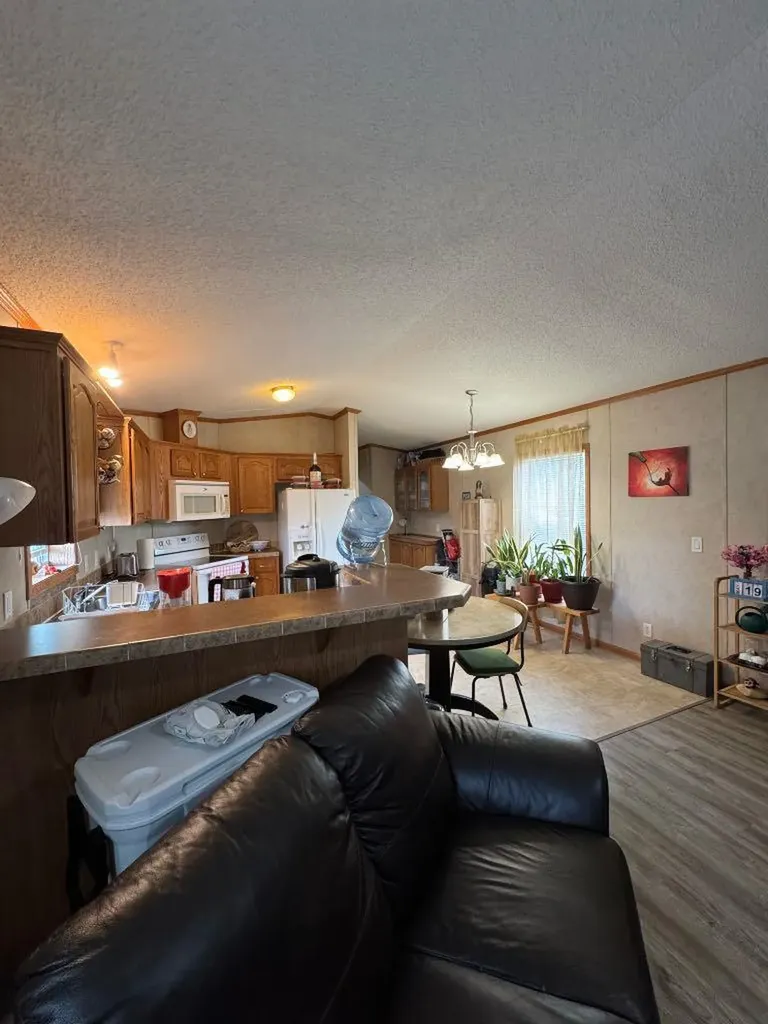 9730 120 Avenue Grande Prairie AB T8V 5H3