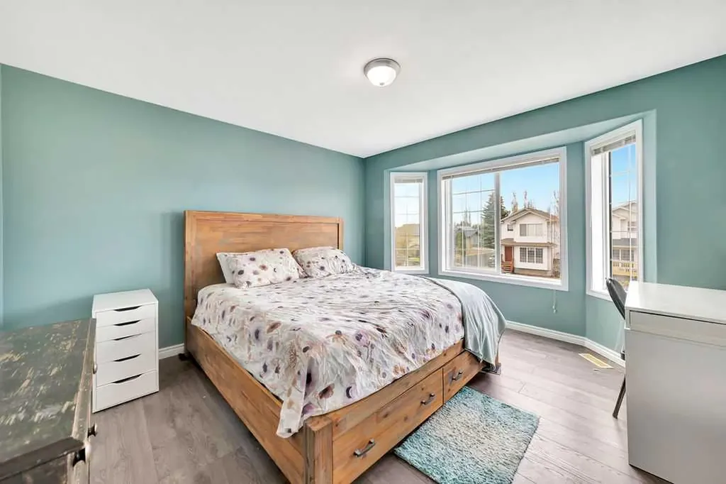 5121 23a Street Lloydminster AB T9V 3H3